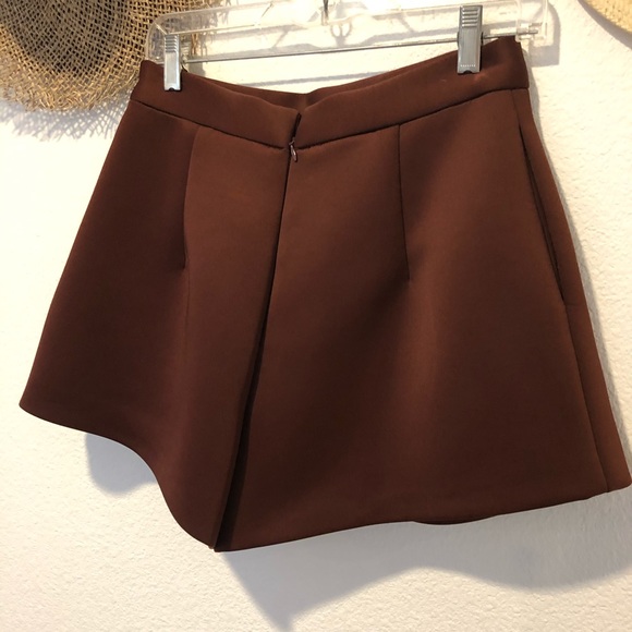 ASOS Hi rise dark burgundy neoprene dress shorts - Picture 5 of 6